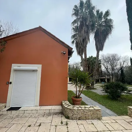 Innoasis Gemenos Exterior photo
